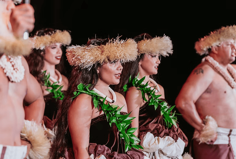Hale Hoaloha Dancers